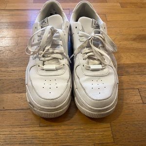 White Nike AirForce 1’s